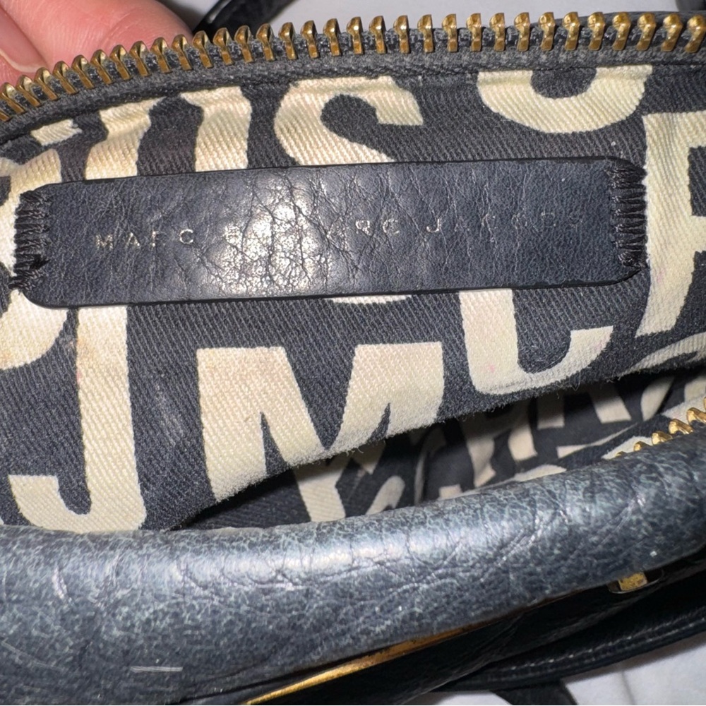 Marc by Marc Jacobs QPercy Black Leather Handbag with Gold Hardware - Picture 11 of 16